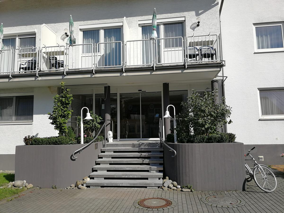 Hotel Loewen Meckenbeuren Exterior foto